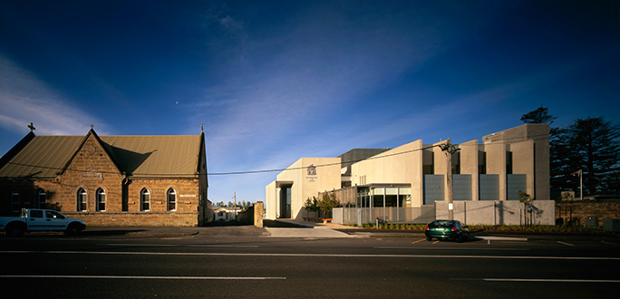 warrnambool law courts